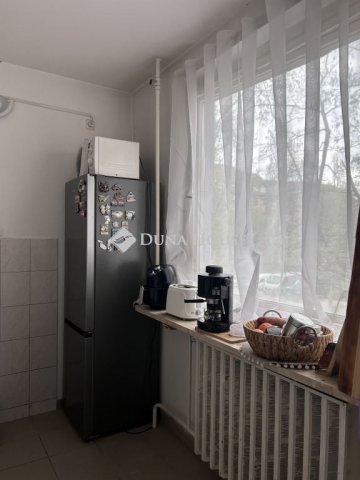 Eladó panellakás, Budapesten, XVII. kerületben, Újlak utcában