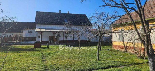 Eladó családi ház, Zagyvarékason 33 M Ft, 5 szobás