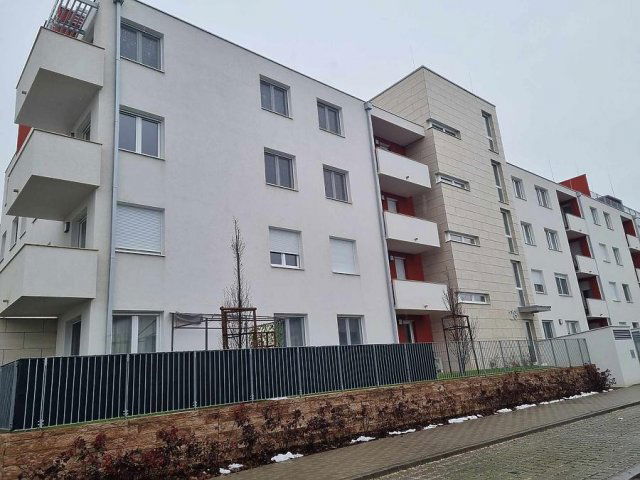 Kiadó téglalakás, albérlet, Budapesten, XVI. kerületben