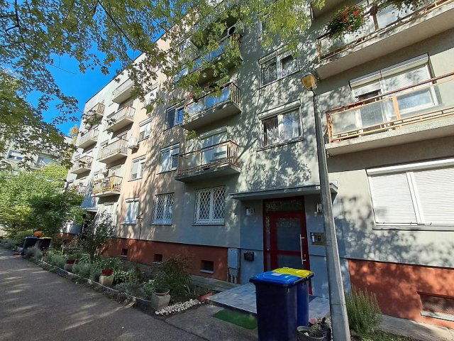 Eladó téglalakás, Budapesten, XVI. kerületben 64.9 M Ft