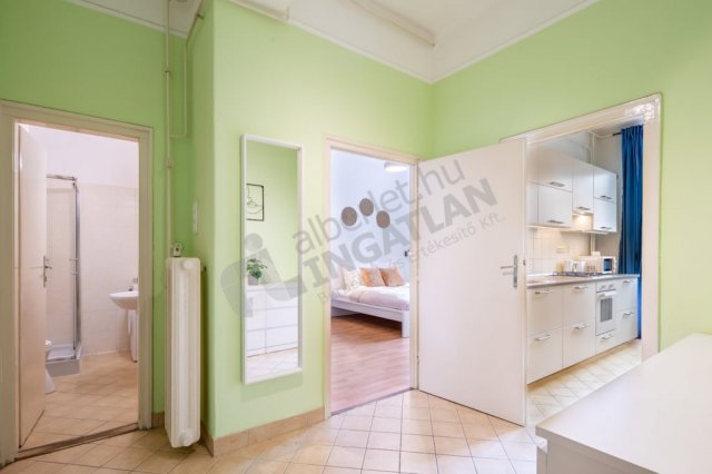 Kiadó téglalakás, albérlet, I. kerületben, Attila úton