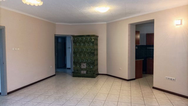 Eladó családi ház, Győrött 84.9 M Ft, 5+1 szobás
