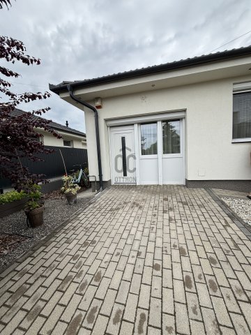 Kiadó ikerház, albérlet, Debrecenben 249 E Ft / hó, 2 szobás