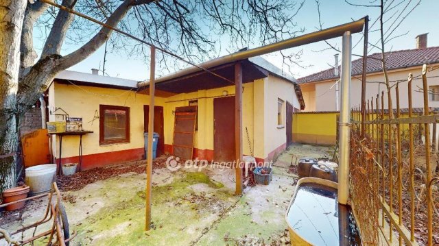 Eladó családi ház, Miskolcon 24.9 M Ft, 1+1 szobás