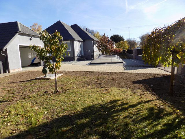 Eladó családi ház, Pannonhalmán 97.9 M Ft, 3 szobás