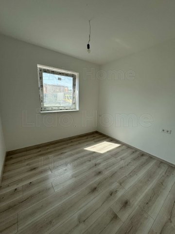 Eladó téglalakás, Siófokon 74 M Ft, 3 szobás