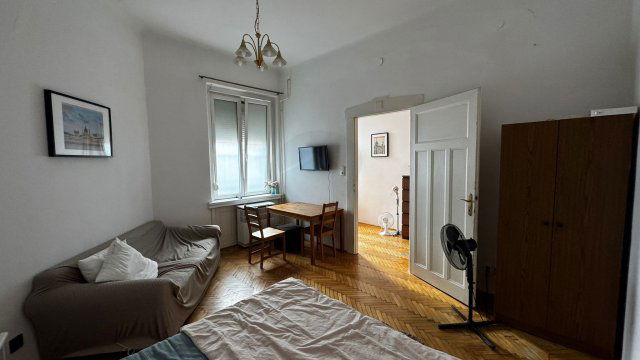Eladó téglalakás, Budapesten, VII. kerületben 71.9 M Ft