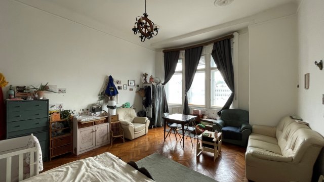 Eladó téglalakás, Budapesten, XII. kerületben 154 M Ft, 5 szobás