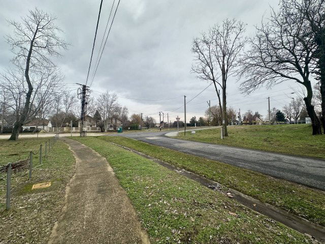 Eladó üzlethelyiség, Balatonmáriafürdőn 23 M Ft, 1 szobás