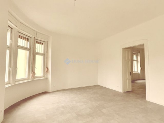 Kiadó iroda, Budapesten, II. kerületben 700 E Ft / hó, 3 szobás