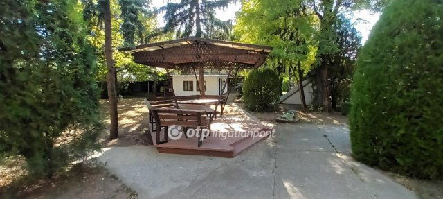 Eladó mezogazdasagi ingatlan, Érden 220 M Ft, 3 szobás