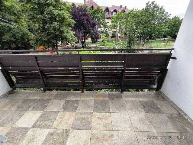 Kiadó panellakás, albérlet, Debrecenben, Derék utcában