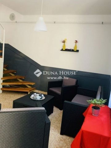 Eladó sorház, Siófokon 59.9 M Ft, 3 szobás