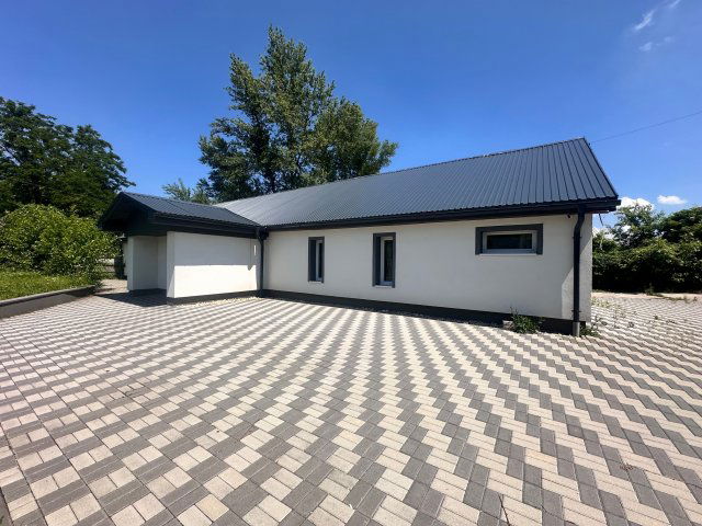 Eladó hotel, Tatabányán 90 M Ft, 9 szobás / költözzbe.hu