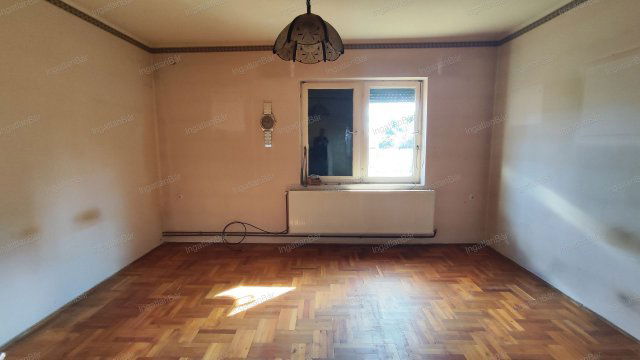 Eladó családi ház, Nyírkátán 13 M Ft, 1+2 szobás