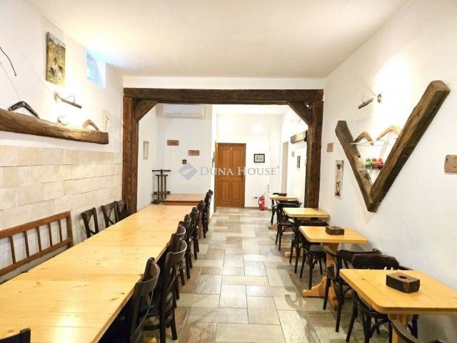 Eladó hotel, Orfűn 429.9 M Ft, 11 szobás / költözzbe.hu