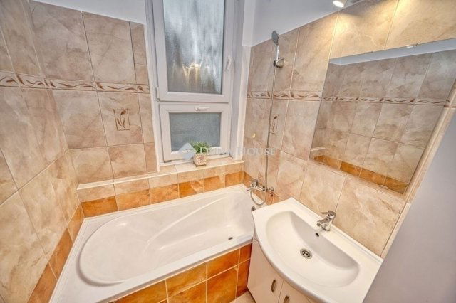 Eladó téglalakás, Budapesten, XVIII. kerületben 65.9 M Ft