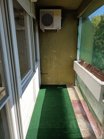 Eladó panellakás, Hatvanban 39 M Ft, 2 szobás