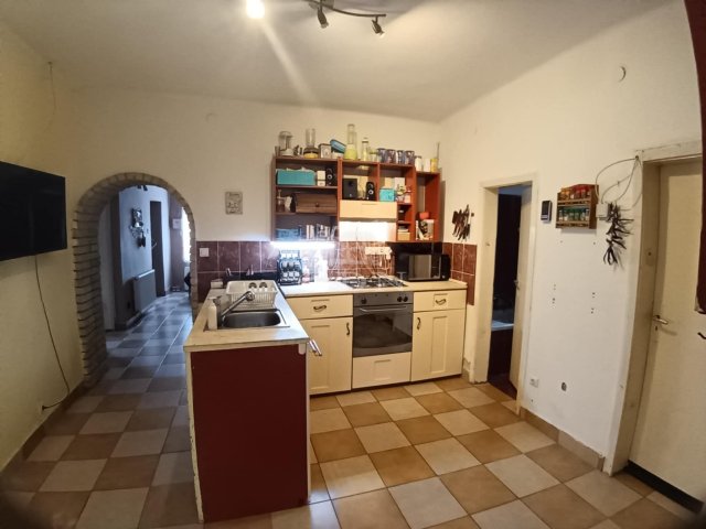 Eladó családi ház, Valkón 49.9 M Ft, 3 szobás
