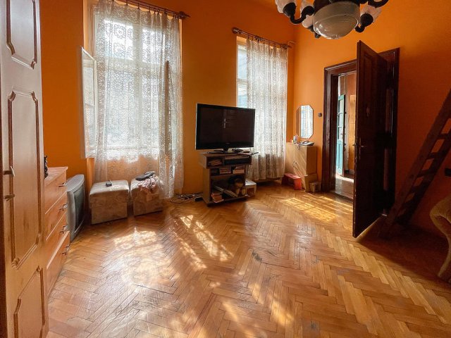 Eladó téglalakás, Budapesten, VIII. kerületben, József körúton