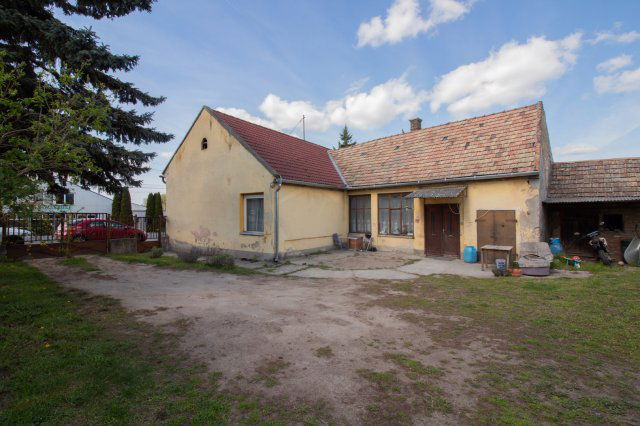 Eladó családi ház, Ászáron 22.5 M Ft, 3 szobás