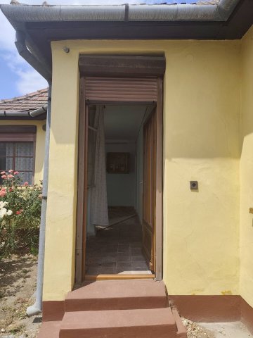 Eladó családi ház, Sükösdön 16.5 M Ft, 2 szobás