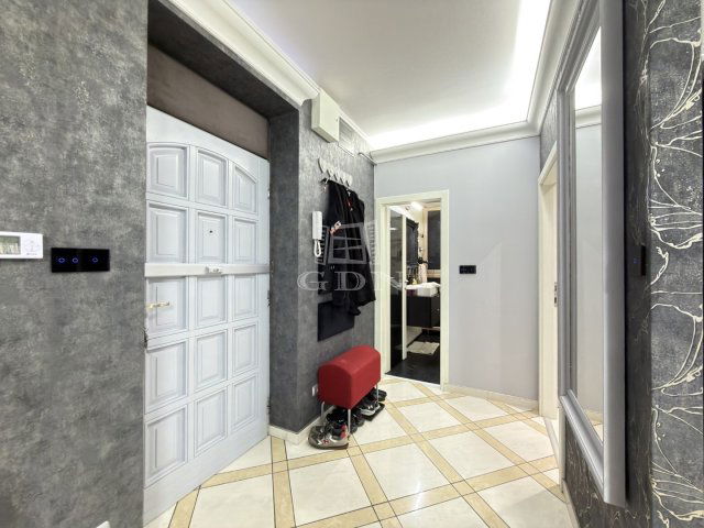 Eladó téglalakás, Székesfehérvárott 68.9 M Ft, 2 szobás