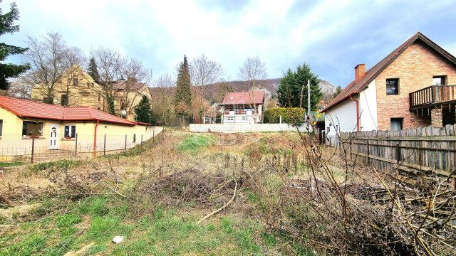 Eladó telek, Csobánkán 39 M Ft / költözzbe.hu
