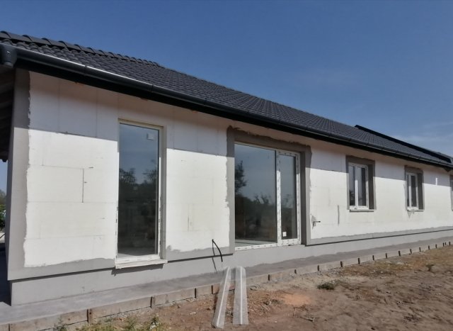 Eladó ikerház, Iváncsán 68 M Ft, 4 szobás