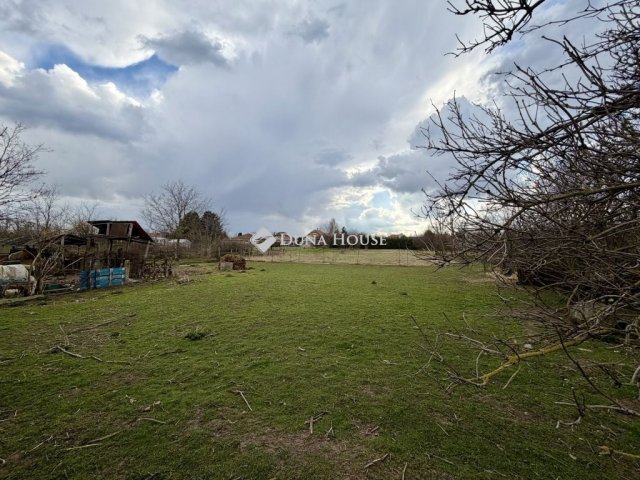 Eladó családi ház, Nagylókon 13.9 M Ft, 1 szobás