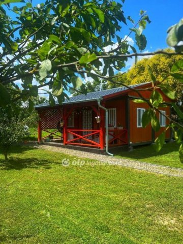 Eladó családi ház, Tiszaszőlősön 27 M Ft, 1 szobás