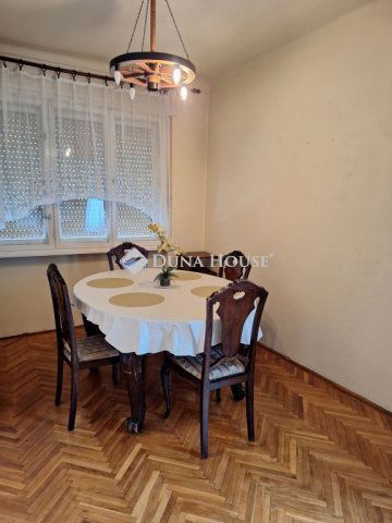 Eladó családi ház, Kunszentmiklóson 41.5 M Ft, 2 szobás