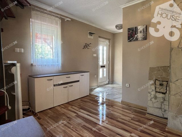 Eladó családi ház, Nagykőrösön 27.99 M Ft, 3 szobás