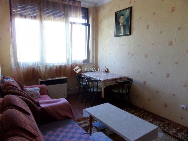 Eladó családi ház, Orosházán 72 M Ft, 3 szobás