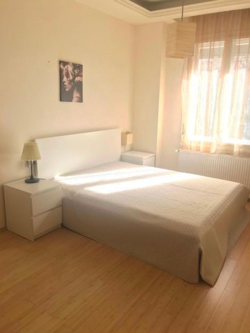 Kiadó téglalakás, albérlet, V. kerületben, Balaton utcában
