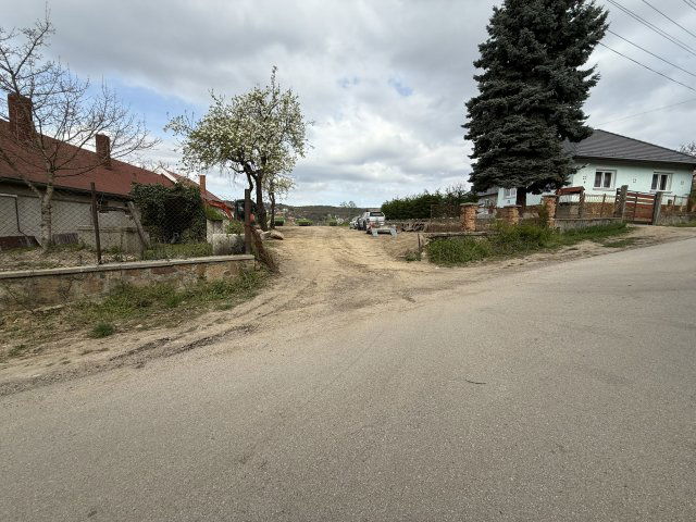 Eladó telek, Sukorón 86 M Ft / költözzbe.hu