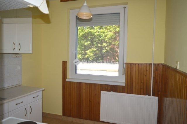 Eladó panellakás, Debrecenben 56 M Ft, 2 szobás