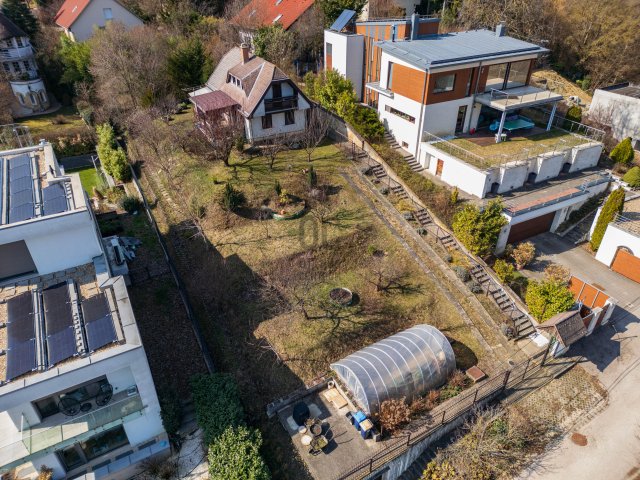 Eladó telek, Budapesten, II. kerületben 220 M Ft