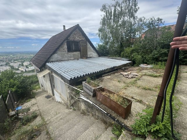 Eladó családi ház, Tatabányán 35.9 M Ft, 3 szobás