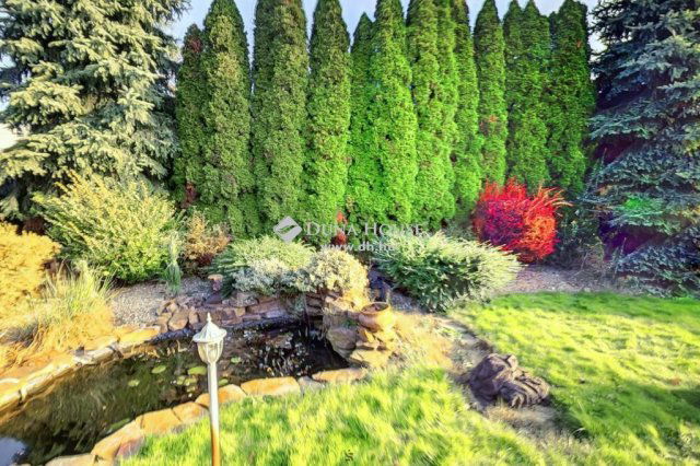 Eladó családi ház, Nagykőrösön 465.05 M Ft, 1 szobás