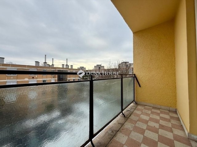 Eladó téglalakás, Budapesten, XX. kerületben 55.99 M Ft