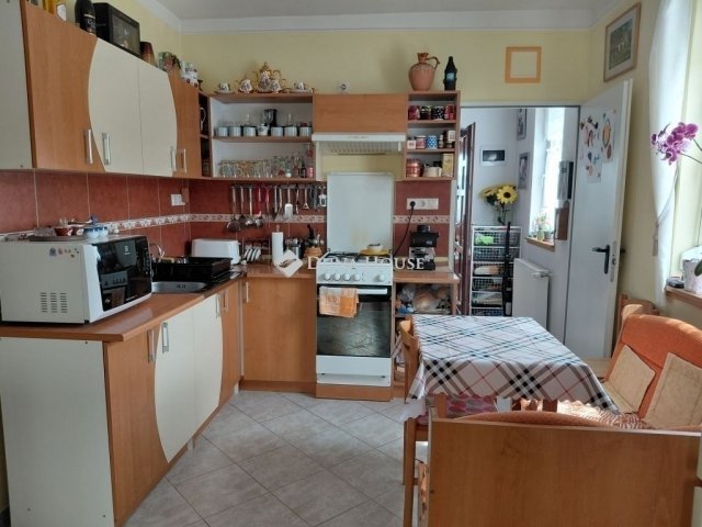 Eladó családi ház, Mogyoródon 89.9 M Ft, 3 szobás