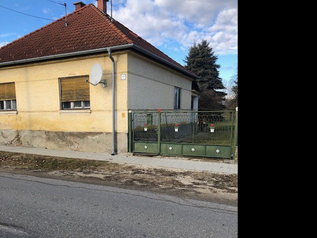 Eladó családi ház, Dunaszigeten 29.8 M Ft, 2+1 szobás