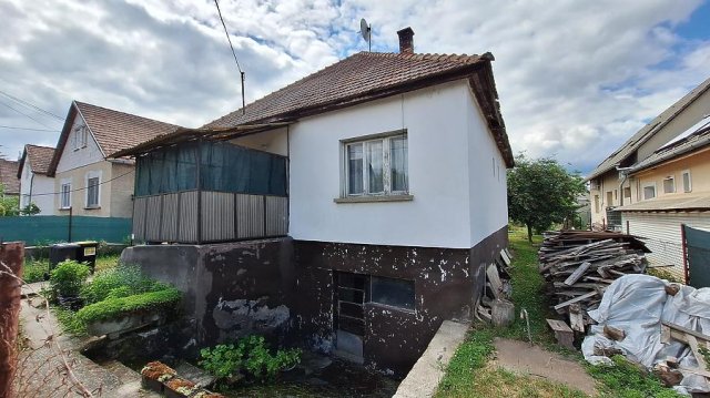 Eladó családi ház, Gödön 54.9 M Ft, 3 szobás