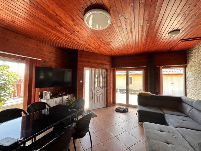 Eladó családi ház, Abonyban 78 M Ft, 3 szobás