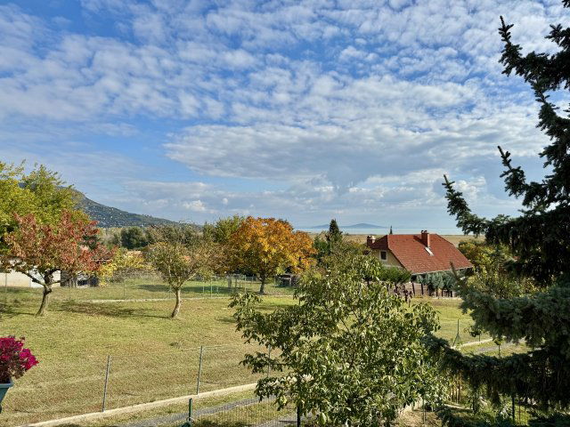 Eladó családi ház, Szigligeten 125 M Ft, 3+1 szobás