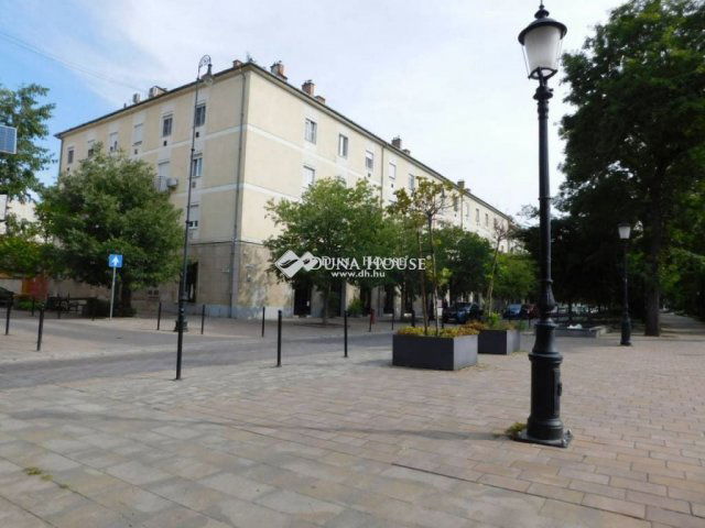 Kiadó téglalakás, albérlet, Kecskeméten 170 E Ft / hó