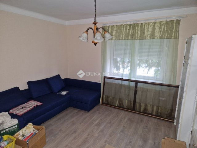 Eladó családi ház, Monoron 84 M Ft, 6 szobás