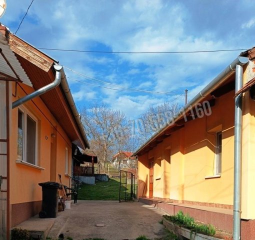 Eladó családi ház, Szokolyán 59.9 M Ft, 3 szobás