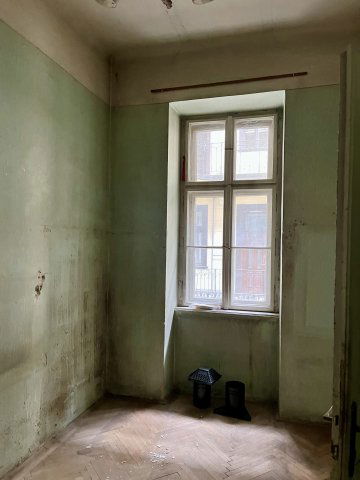 Eladó téglalakás, XII. kerületben, Hajnóczy József utcában